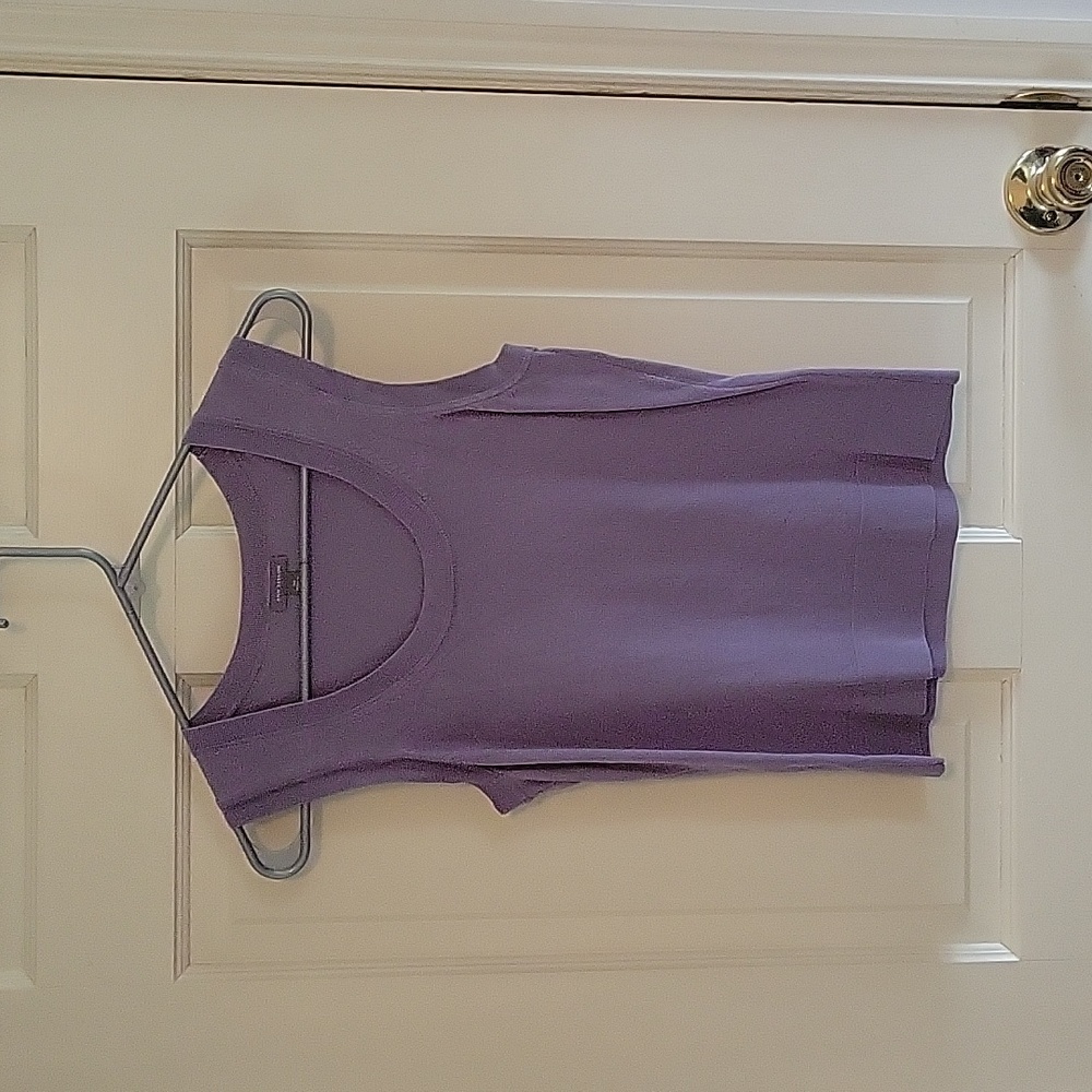 Ann Taylor lilac knit top, size xs